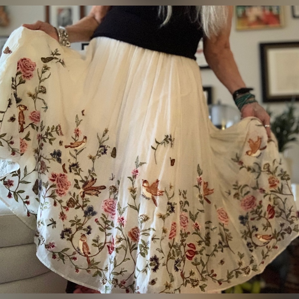 SUNDANCE RARE ROMANCE GARDEN MIDI EMBROIDERED SKIRT - Picture 2 of 6